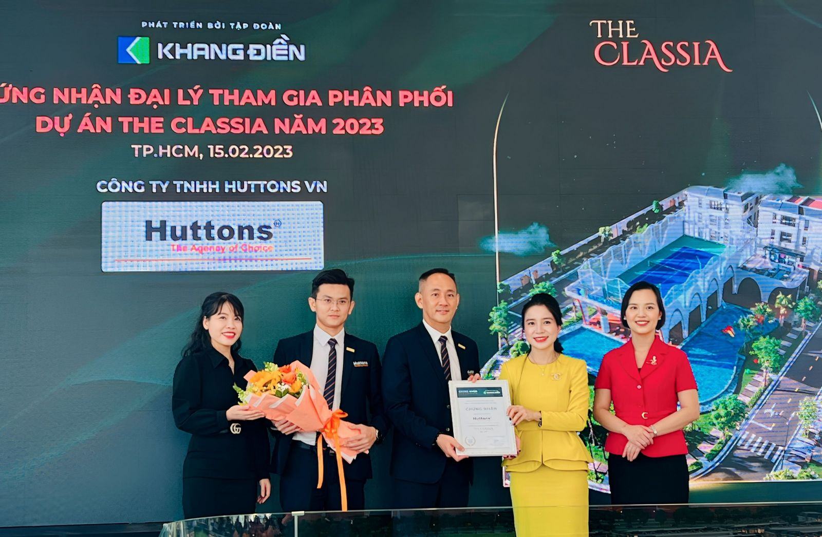 le ky ket dai ly phan phoi the classia khang dien 02