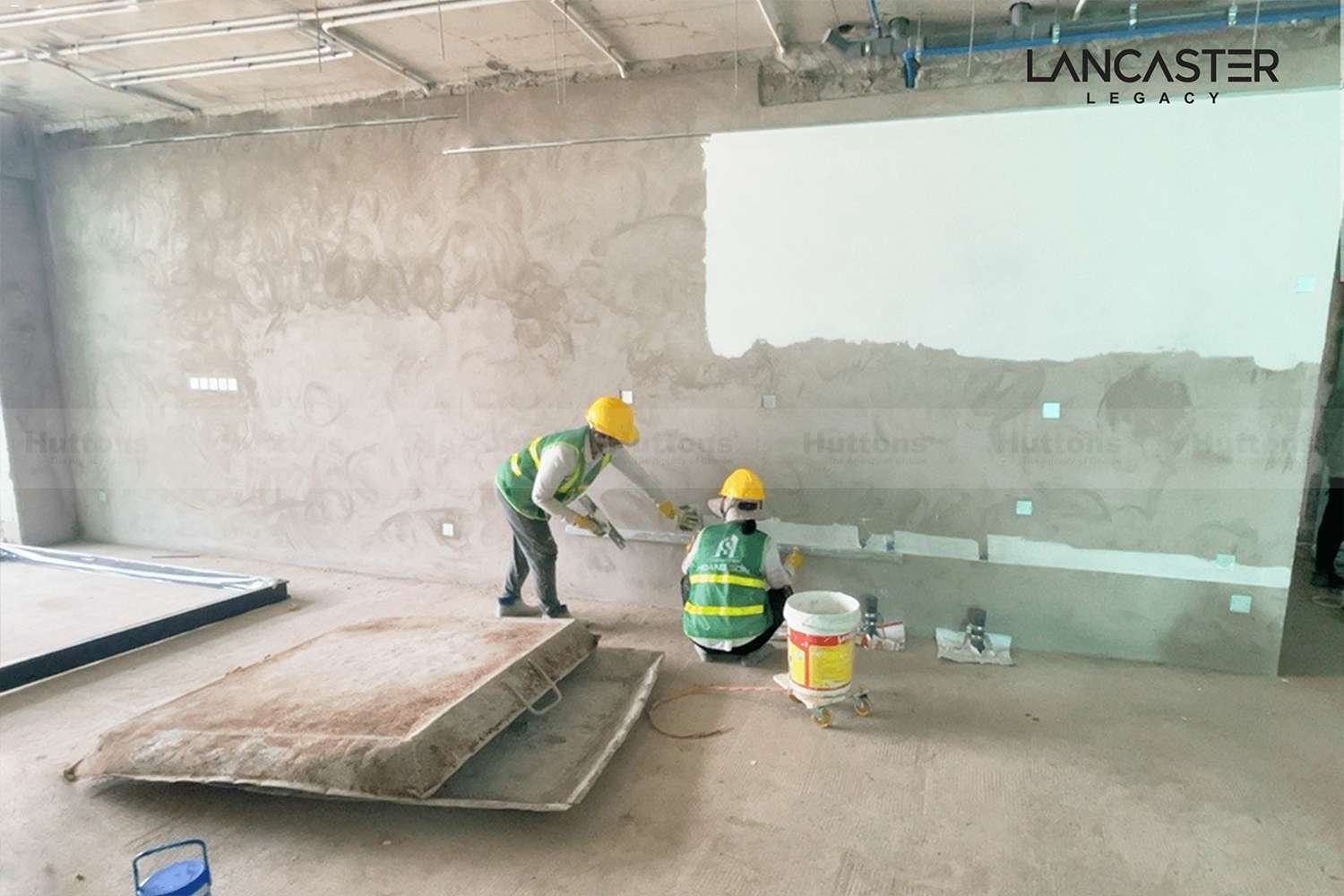The work of completing model apartments right at the project is being accelerated.